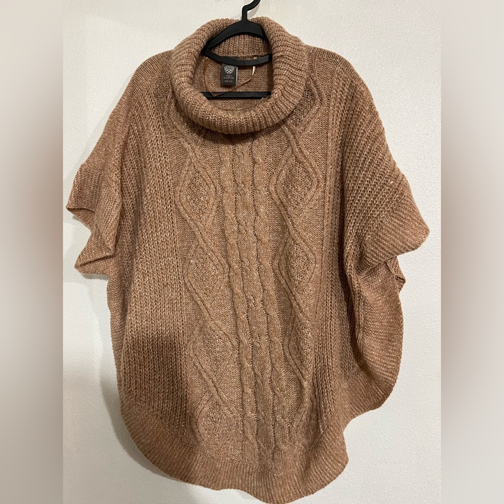 Vince Camuto poncho sweater, cable-knit OS TAN